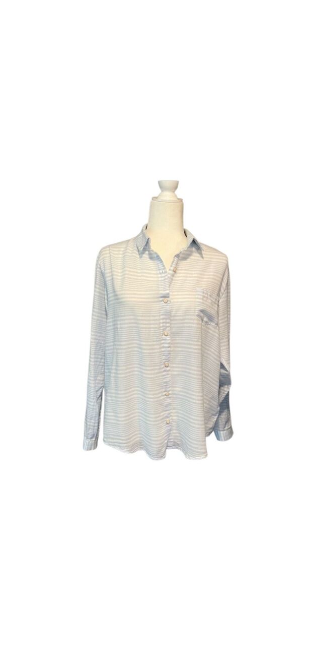 Anthropologie Lill’s Closet light blue and white striped 100% cotton button down